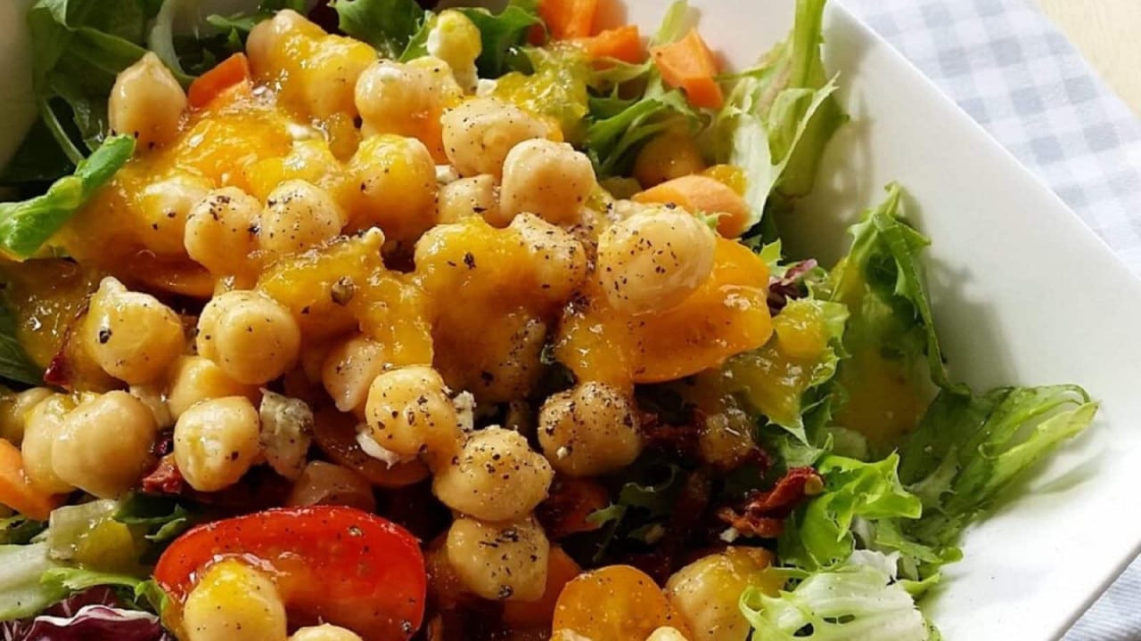 Ensalada de garbanzos con mermelada de calabaza