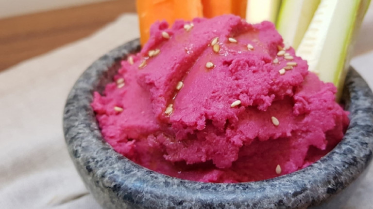 Hummus de remolacha