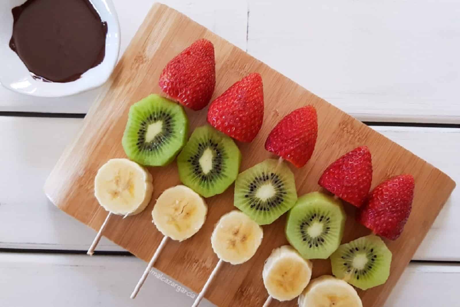 La fruta después de las comidas engorda