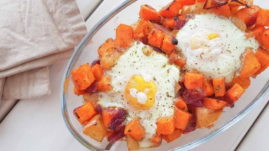Fritata con manzana, batata y cebolla morada